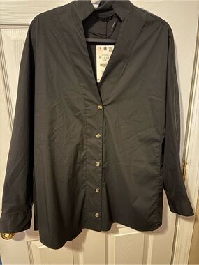 New Zara Black V-Neck Button-Front Blouse Medium